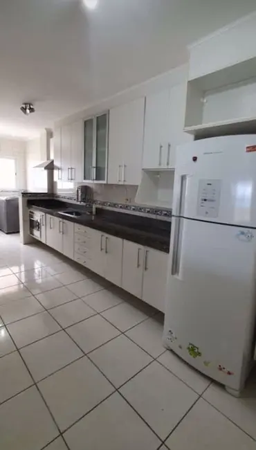Apartamento com 3 quartos à venda, 155m2 em Aviação, Praia Grande - SP - imagem 3 Foto 3 de Apartamento com 3 quartos à venda, 155m2 em Aviação, Praia Grande - SP