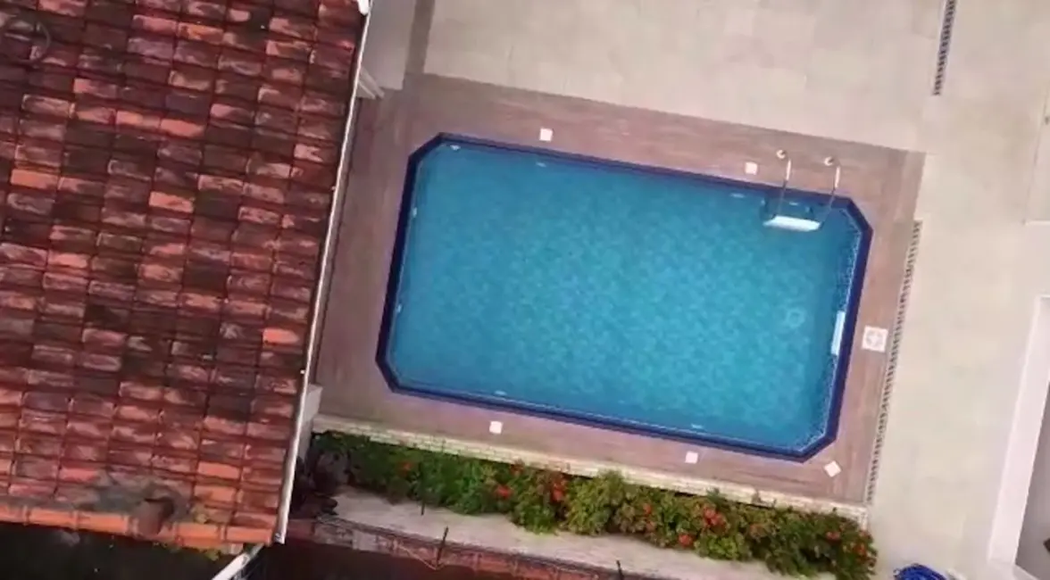 Foto 1 de Casa com 2 quartos à venda, 250m2 em Praia Grande - SP