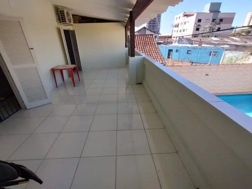 Casa com 2 quartos à venda, 336m2 em Praia Grande - SP - imagem 9 Foto 9 de Casa com 2 quartos à venda, 336m2 em Praia Grande - SP