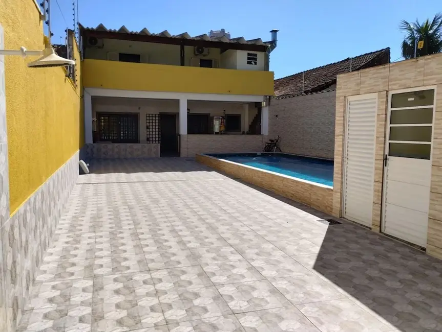 Casa com 2 quartos à venda, 336m2 em Praia Grande - SP - imagem 3 Foto 3 de Casa com 2 quartos à venda, 336m2 em Praia Grande - SP