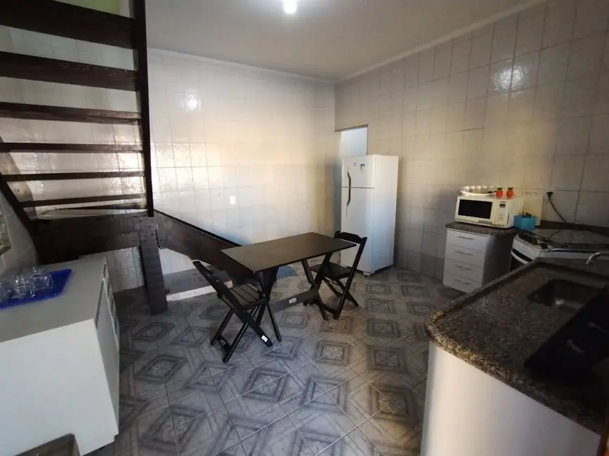 Casa com 2 quartos à venda, 336m2 em Praia Grande - SP - imagem 7 Foto 7 de Casa com 2 quartos à venda, 336m2 em Praia Grande - SP