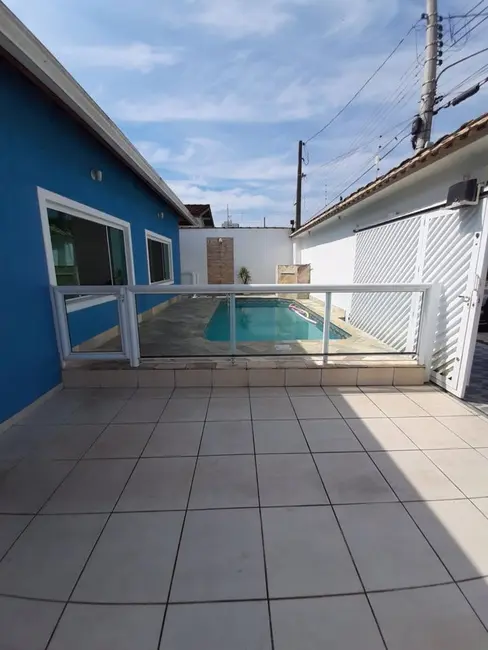 Foto 1 de Casa com 3 quartos à venda em Praia Grande - SP