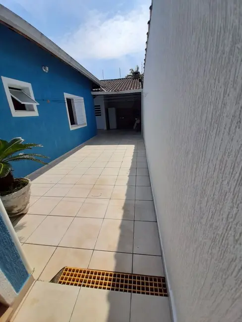 Foto 4 de Casa com 3 quartos à venda em Praia Grande - SP