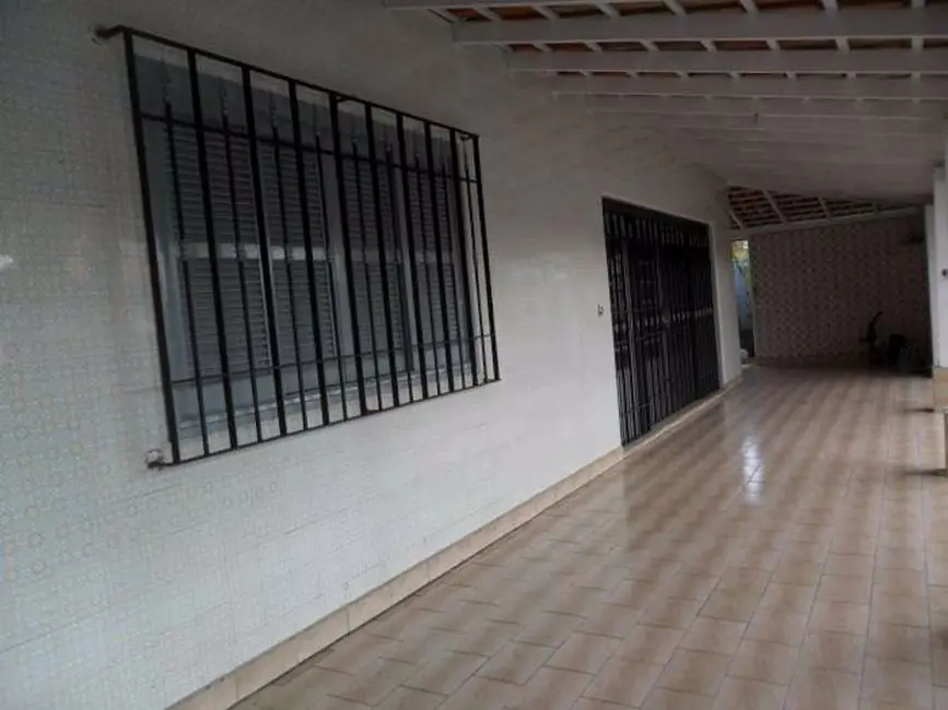 Foto 4 de Casa com 3 quartos à venda, 477m2 em Praia Grande - SP
