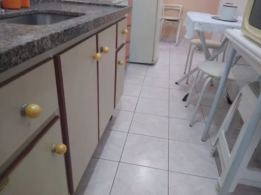 Apartamento com 1 quarto à venda, 50m2 em Aviação, Praia Grande - SP - imagem 4 Foto 4 de Apartamento com 1 quarto à venda, 50m2 em Aviação, Praia Grande - SP