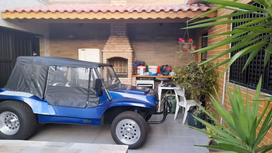 Foto 4 de Casa com 4 quartos à venda, 327m2 em Praia Grande - SP