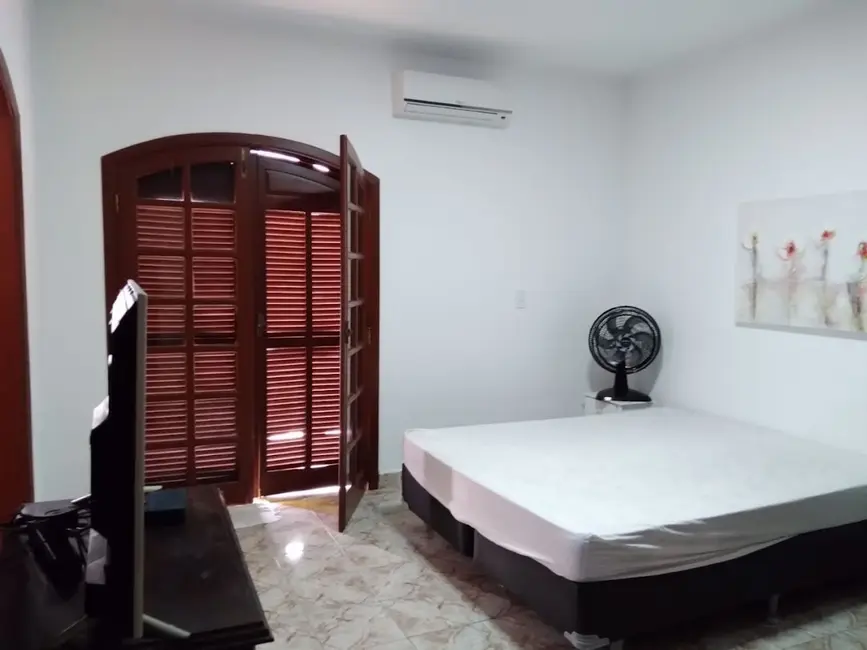 Foto 8 de Casa com 4 quartos à venda, 408m2 em Praia Grande - SP