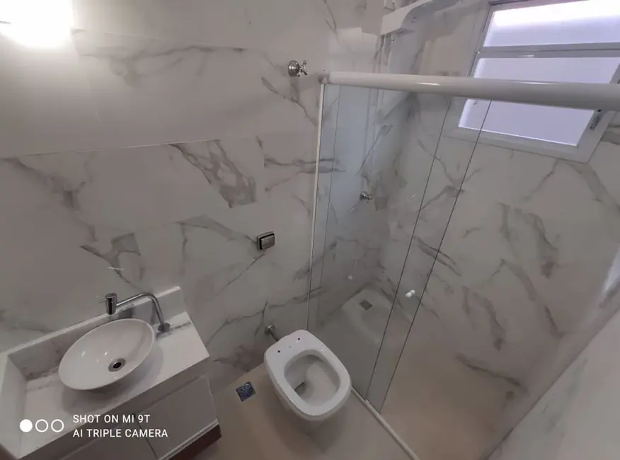 Foto 6 de Sobrado com 5 quartos à venda, 250m2 em Praia Grande - SP