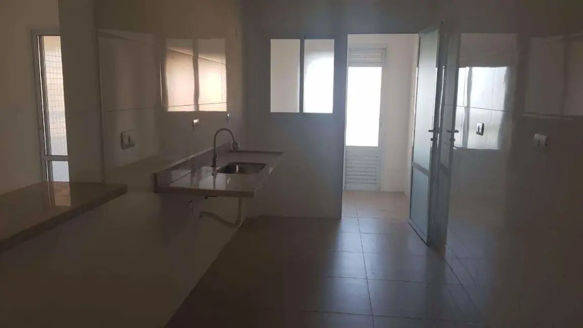 Foto 1 de Apartamento com 3 quartos à venda, 230m2 em Canto do Forte, Praia Grande - SP