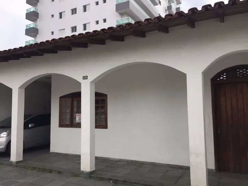 Casa com 3 quartos à venda, 250m2 em Praia Grande - SP - imagem 2 Foto 2 de Casa com 3 quartos à venda, 250m2 em Praia Grande - SP