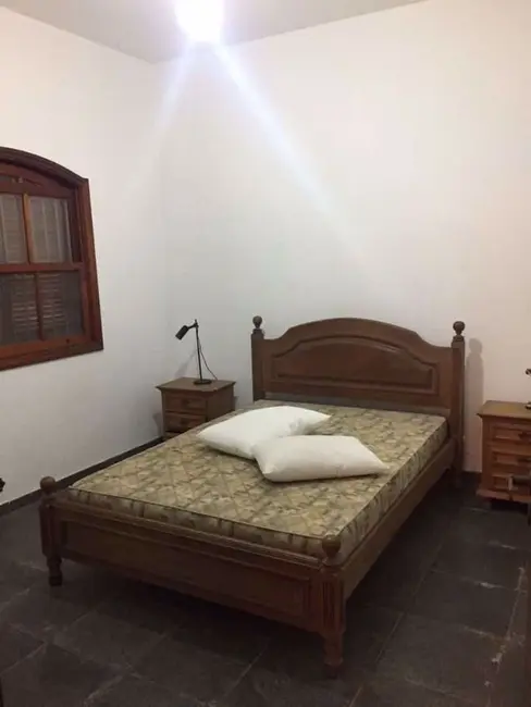 Casa com 3 quartos à venda, 250m2 em Praia Grande - SP - imagem 8 Foto 8 de Casa com 3 quartos à venda, 250m2 em Praia Grande - SP