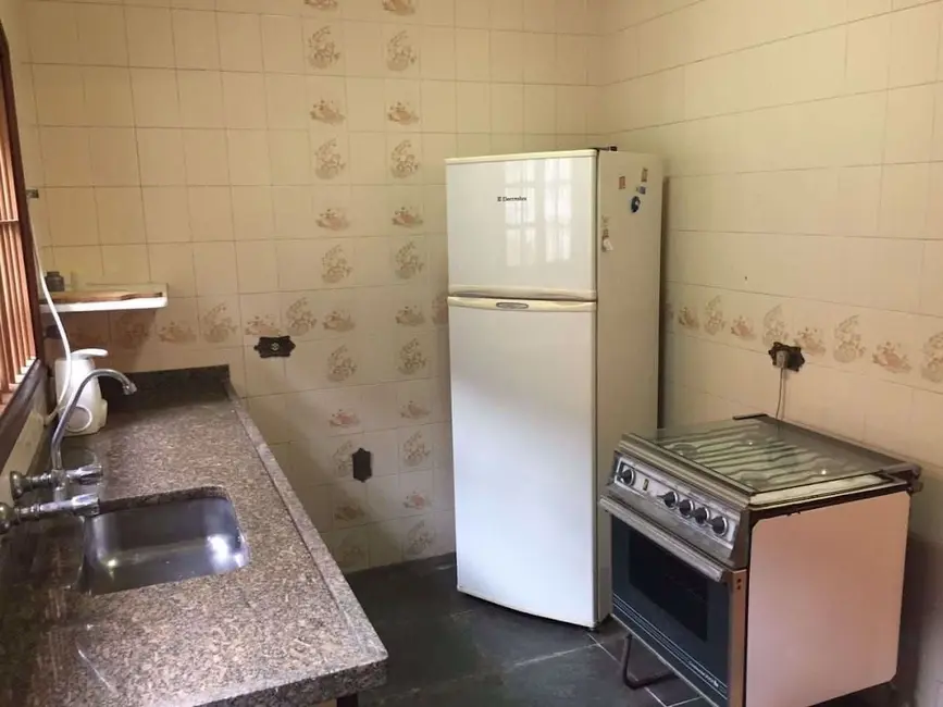 Casa com 3 quartos à venda, 250m2 em Praia Grande - SP - imagem 5 Foto 5 de Casa com 3 quartos à venda, 250m2 em Praia Grande - SP