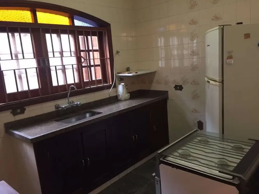 Casa com 3 quartos à venda, 250m2 em Praia Grande - SP - imagem 6 Foto 6 de Casa com 3 quartos à venda, 250m2 em Praia Grande - SP