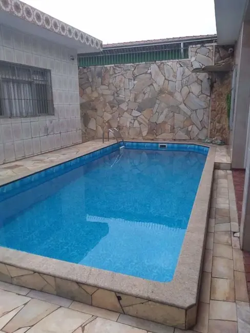 Foto 1 de Casa com 2 quartos à venda, 270m2 em Praia Grande - SP