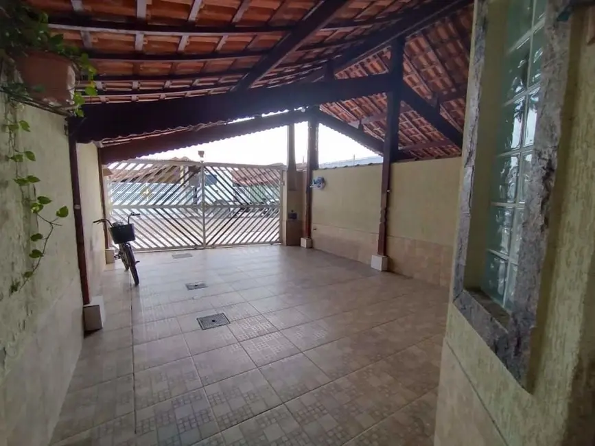 Casa com 3 quartos à venda, 174m2 em Praia Grande - SP - imagem 1 Foto 1 de Casa com 3 quartos à venda, 174m2 em Praia Grande - SP
