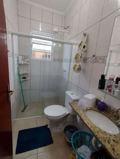 Casa com 3 quartos à venda, 174m2 em Praia Grande - SP - imagem 8 Foto 8 de Casa com 3 quartos à venda, 174m2 em Praia Grande - SP