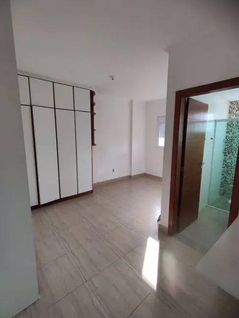 Apartamento com 2 quartos à venda, 74m2 em Praia Grande - SP - imagem 7 Foto 7 de Apartamento com 2 quartos à venda, 74m2 em Praia Grande - SP