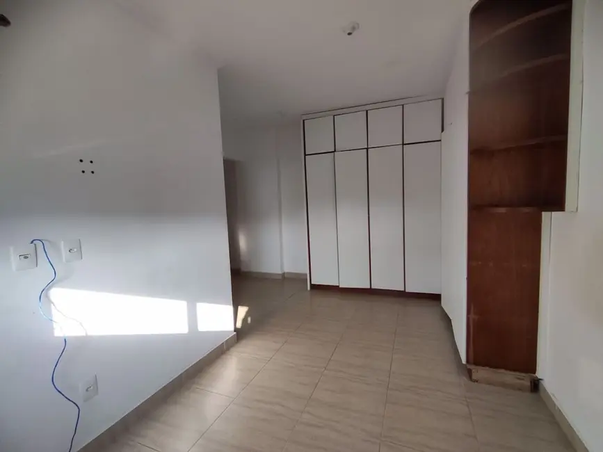 Apartamento com 2 quartos à venda, 74m2 em Praia Grande - SP - imagem 3 Foto 3 de Apartamento com 2 quartos à venda, 74m2 em Praia Grande - SP