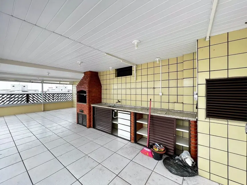 Foto 2 de Cobertura com 5 quartos à venda, 380m2 em Tupi, Praia Grande - SP