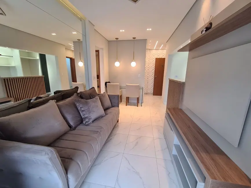 Apartamento com 2 quartos à venda, 61m2 em Praia Grande - SP - imagem 3 Foto 3 de Apartamento com 2 quartos à venda, 61m2 em Praia Grande - SP