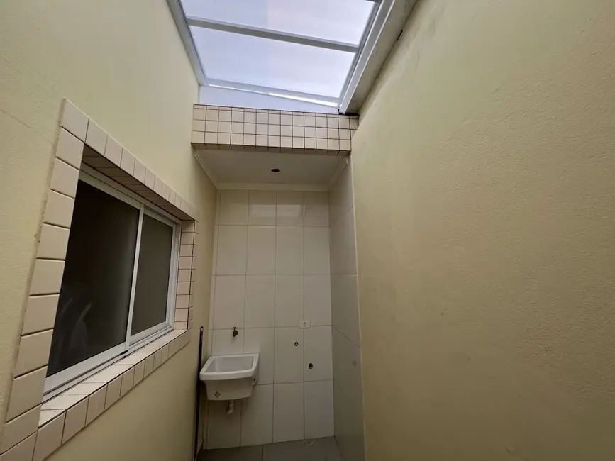 Foto 9 de Casa de Condomínio com 2 quartos à venda, 67m2 em Praia Grande - SP