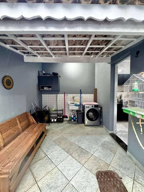 Sobrado com 3 quartos à venda, 160m2 em Canto do Forte, Praia Grande - SP - imagem 9 Foto 9 de Sobrado com 3 quartos à venda, 160m2 em Canto do Forte, Praia Grande - SP