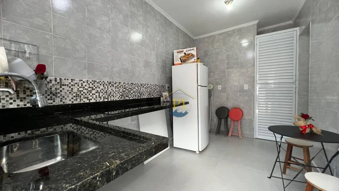 Foto 1 de Casa de Condomínio com 1 quarto à venda, 28m2 em Praia Grande - SP