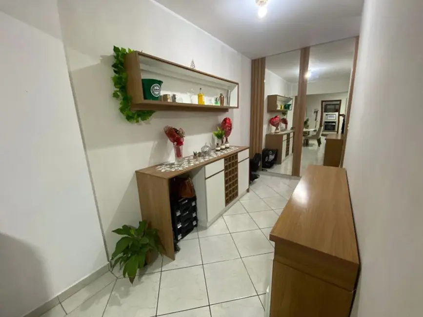 Foto 9 de Apartamento com 2 quartos à venda, 88m2 em Praia Grande - SP