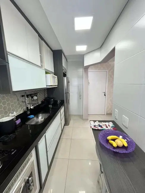 Foto 3 de Apartamento com 2 quartos à venda, 60m2 em Tupi, Praia Grande - SP