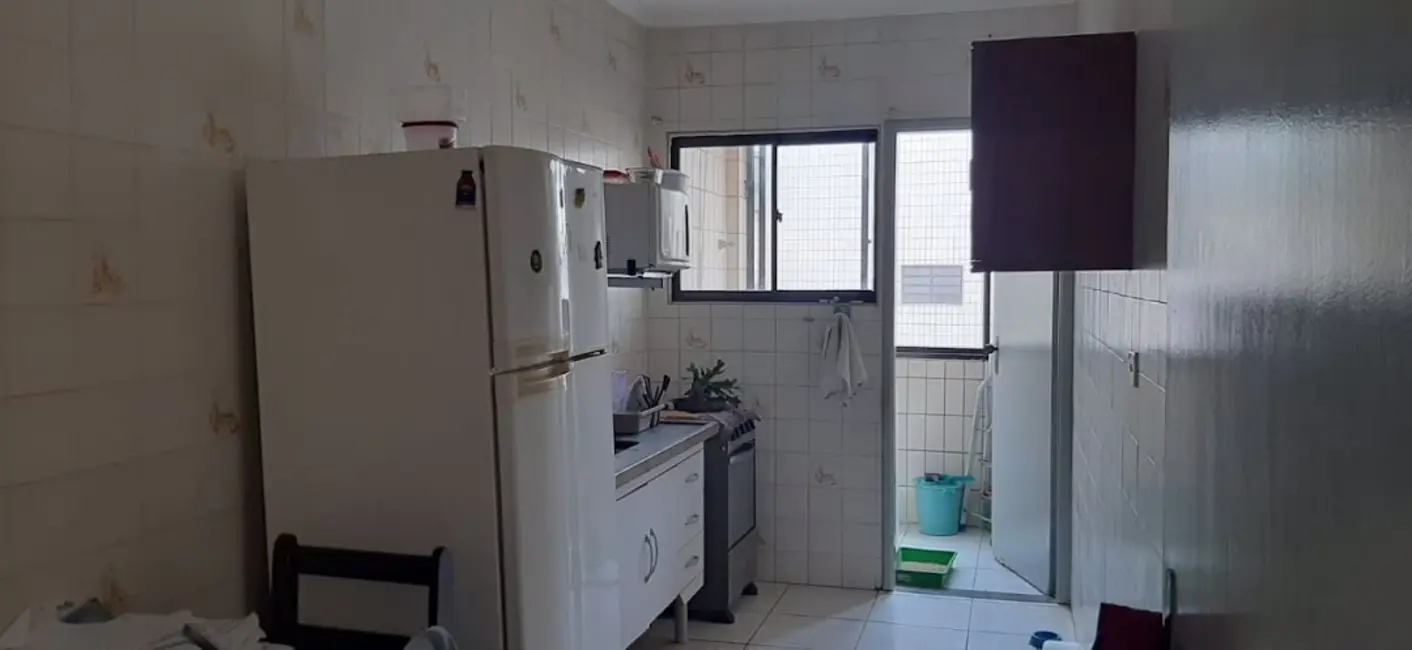 Foto 4 de Apartamento com 1 quarto à venda, 50m2 em Tupi, Praia Grande - SP
