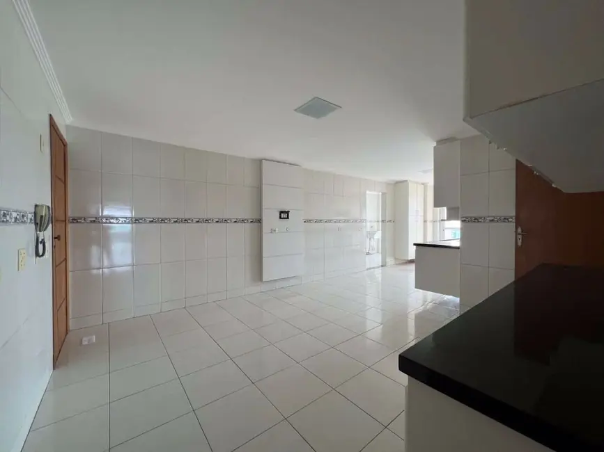 Foto 9 de Apartamento com 4 quartos à venda, 225m2 em Aviação, Praia Grande - SP