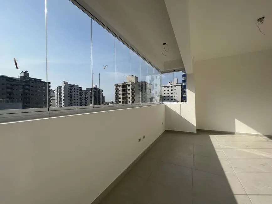 Foto 2 de Apartamento com 1 quarto à venda, 88m2 em Praia Grande - SP