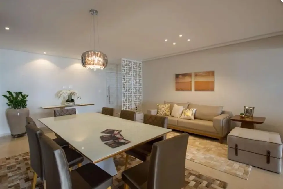 Apartamento com 3 quartos à venda, 172m2 em Aviação, Praia Grande - SP - imagem 3 Foto 3 de Apartamento com 3 quartos à venda, 172m2 em Aviação, Praia Grande - SP