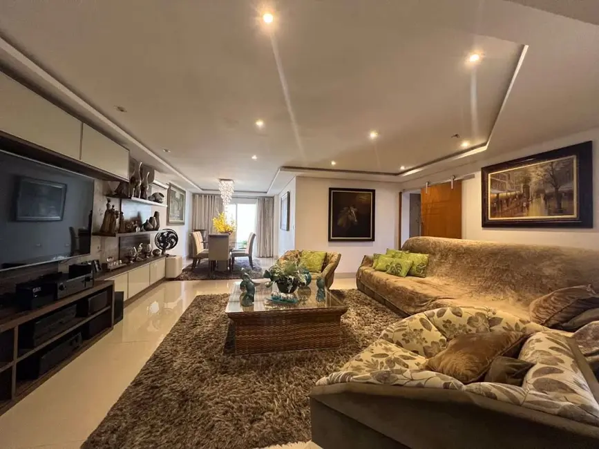 Foto 1 de Apartamento com 3 quartos à venda, 173m2 em Canto do Forte, Praia Grande - SP