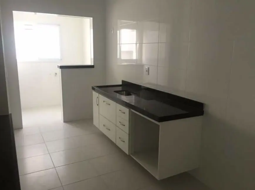 Foto 4 de Apartamento com 3 quartos à venda, 90m2 em Aviação, Praia Grande - SP