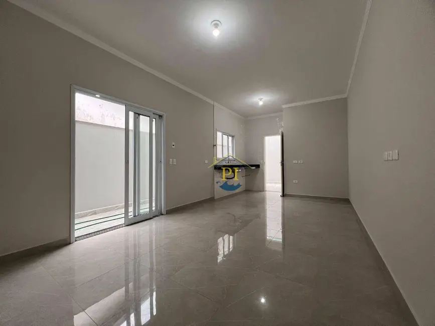 Foto 9 de Casa com 2 quartos à venda, 125m2 em Praia Grande - SP