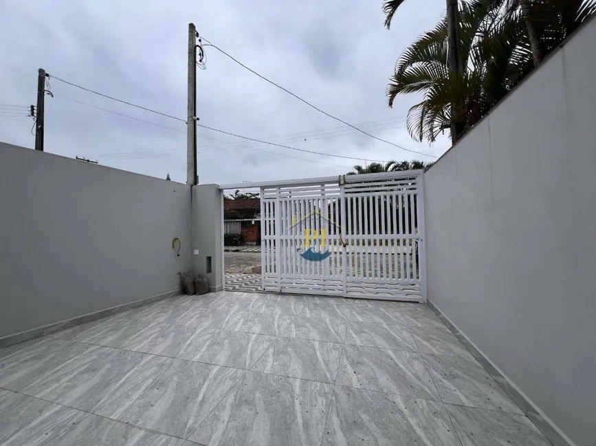 Foto 1 de Casa com 2 quartos à venda, 125m2 em Praia Grande - SP