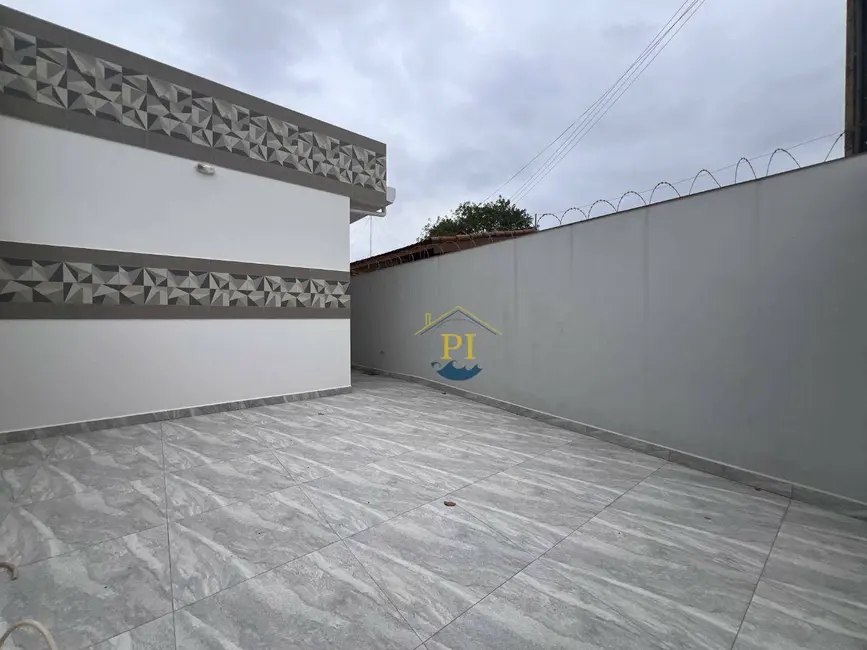 Foto 2 de Casa com 2 quartos à venda, 125m2 em Praia Grande - SP