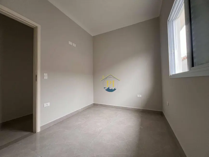 Foto 8 de Casa com 2 quartos à venda, 125m2 em Praia Grande - SP