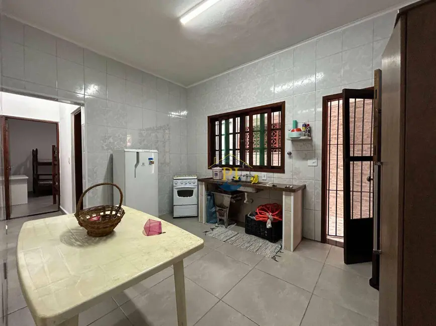 Casa com 3 quartos à venda, 100m2 em Praia Grande - SP - imagem 9 Foto 9 de Casa com 3 quartos à venda, 100m2 em Praia Grande - SP