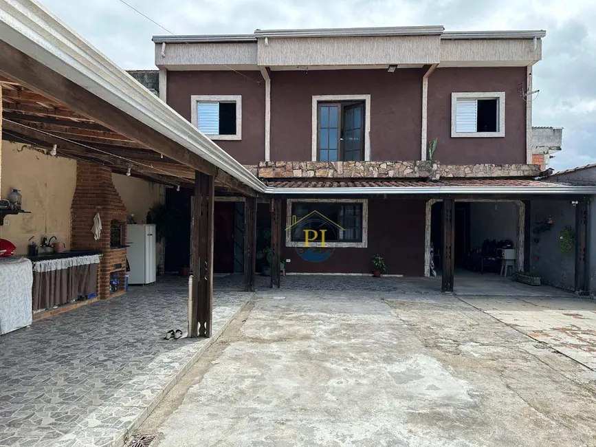 Foto 2 de Casa com 4 quartos à venda, 176m2 em Praia Grande - SP