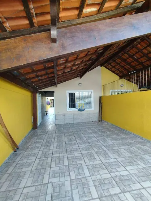 Foto 1 de Casa com 3 quartos à venda, 150m2 em Mirim, Praia Grande - SP