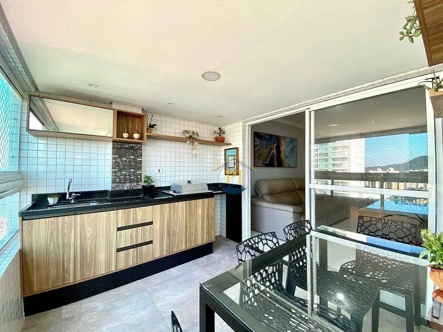 Foto 4 de Apartamento com 3 quartos à venda, 140m2 em Praia Grande - SP