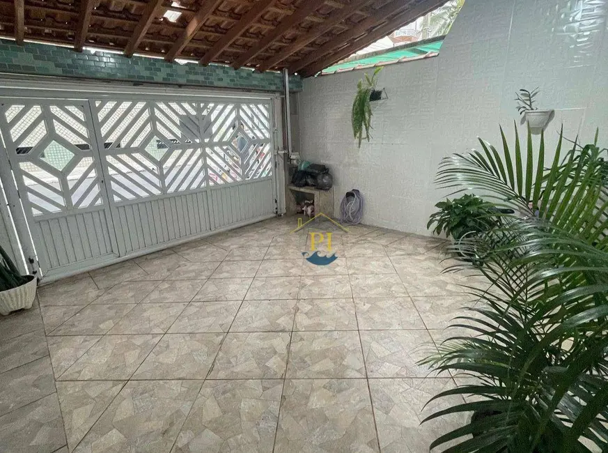 Foto 4 de Casa com 3 quartos à venda, 105m2 em Tupi, Praia Grande - SP
