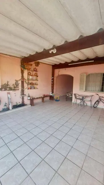 Casa com 3 quartos à venda em Praia Grande - SP - imagem 1 Foto 1 de Casa com 3 quartos à venda em Praia Grande - SP