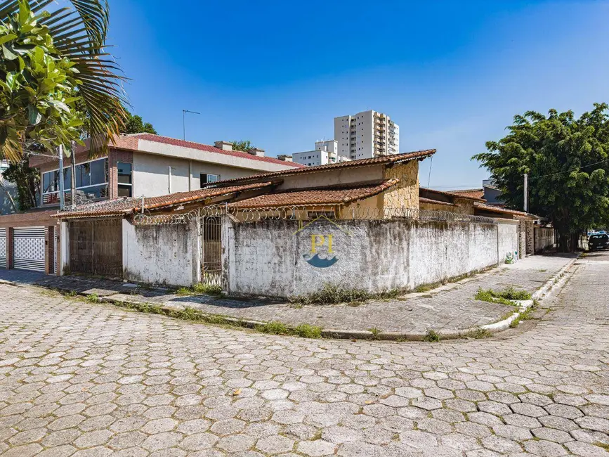 Foto 1 de Casa com 2 quartos à venda, 225m2 em Canto do Forte, Praia Grande - SP