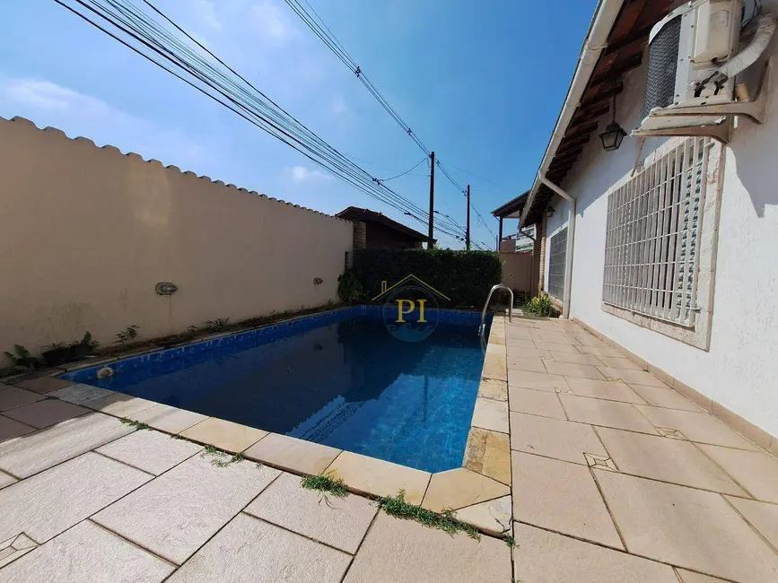 Foto 6 de Casa com 2 quartos à venda, 168m2 em Praia Grande - SP