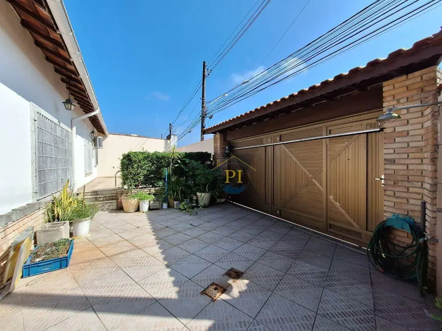 Foto 2 de Casa com 2 quartos à venda, 168m2 em Praia Grande - SP