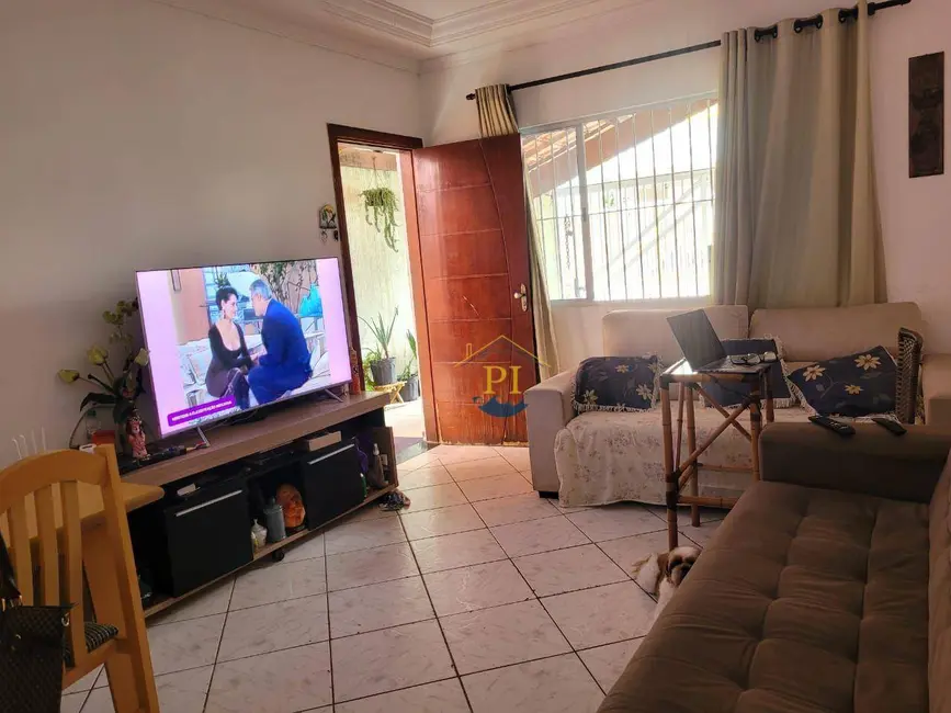 Casa com 3 quartos à venda, 184m2 em Ocian, Praia Grande - SP - imagem 1 Foto 1 de Casa com 3 quartos à venda, 184m2 em Ocian, Praia Grande - SP