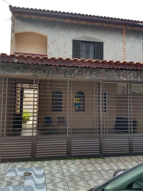 Foto 1 de Casa com 3 quartos à venda, 180m2 em Boqueirão, Praia Grande - SP